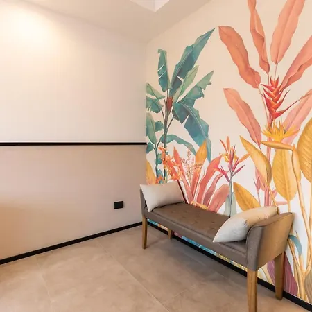 Antares And Гостьовий будинок 4*