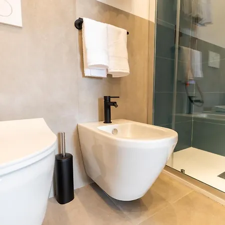 Гостьовий будинок Antares And Ольбія