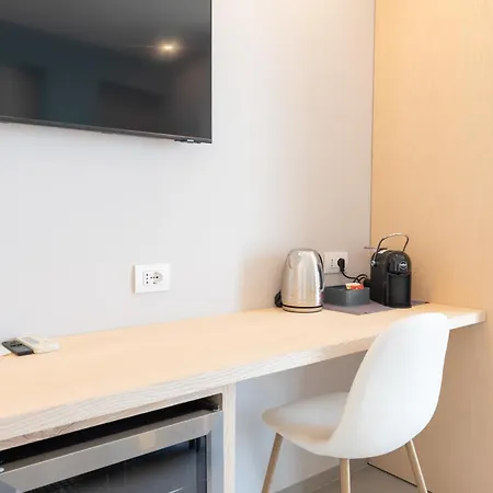 Гостьовий будинок Antares And Ольбія