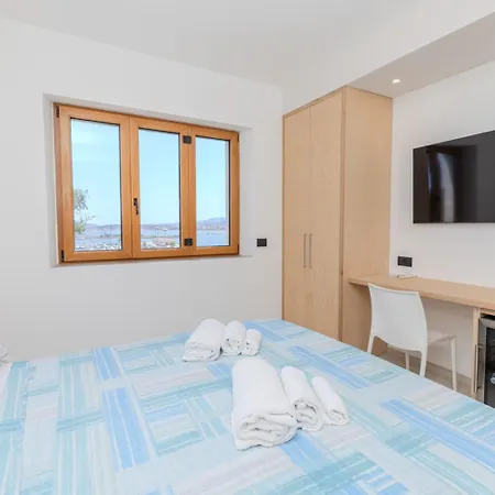 Гостьовий будинок Antares And