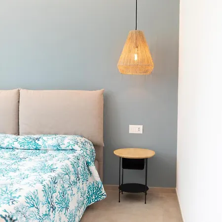 Antares And 招待所