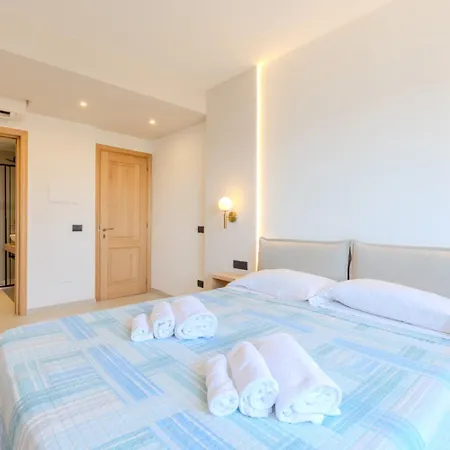 Antares And Pensión