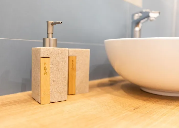 Antares And Affittacamere