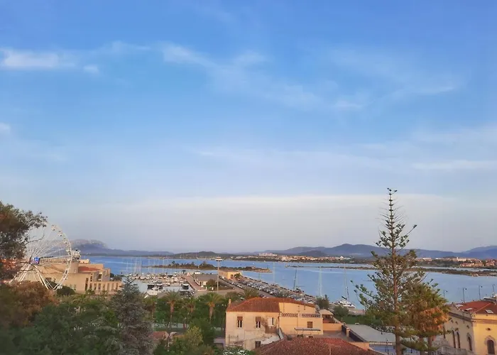 Antares And Affittacamere